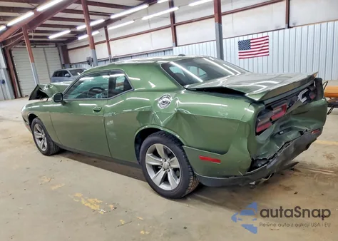2022 Dodge Challenger Sxt z USA, uszkodzony, nr VIN 2C3CDZAG3NH137300